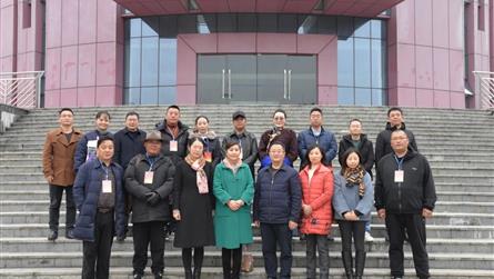 传递教育温度 共谋教育发展 ——甘孜州侨联访问团领...
