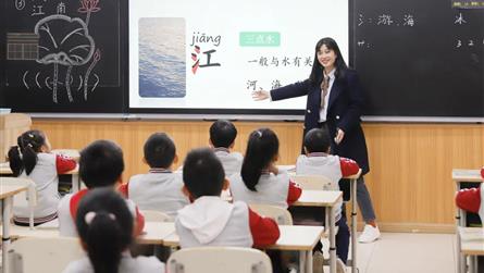 多彩课堂展风采，以赛促教共成长