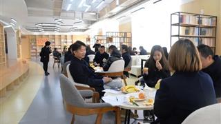 初冬的温暖 || 眉山冠城实验学校初中班主任沙龙温...