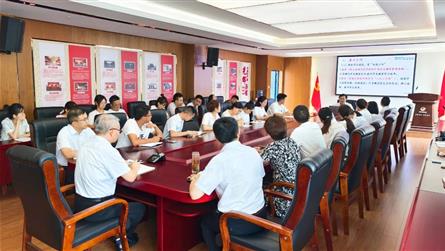 倏忽温风至 因循小暑来 聚力中考榜 精勤奋发为 ‖...