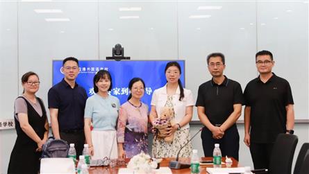 专业引领明方向 倾情指导促成长