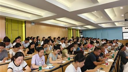 推行新质课堂 实施发展教育 || 眉山冠城实验学校...